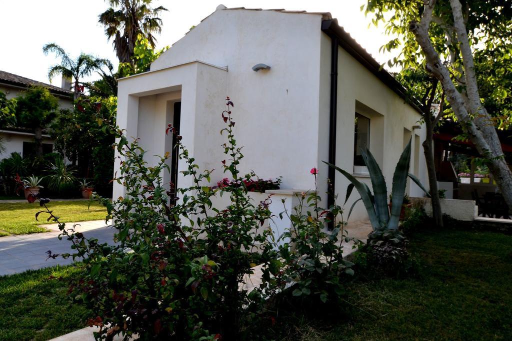 Casa Degli Avi Don Neli, Immersa Nella Natura Modica Room photo